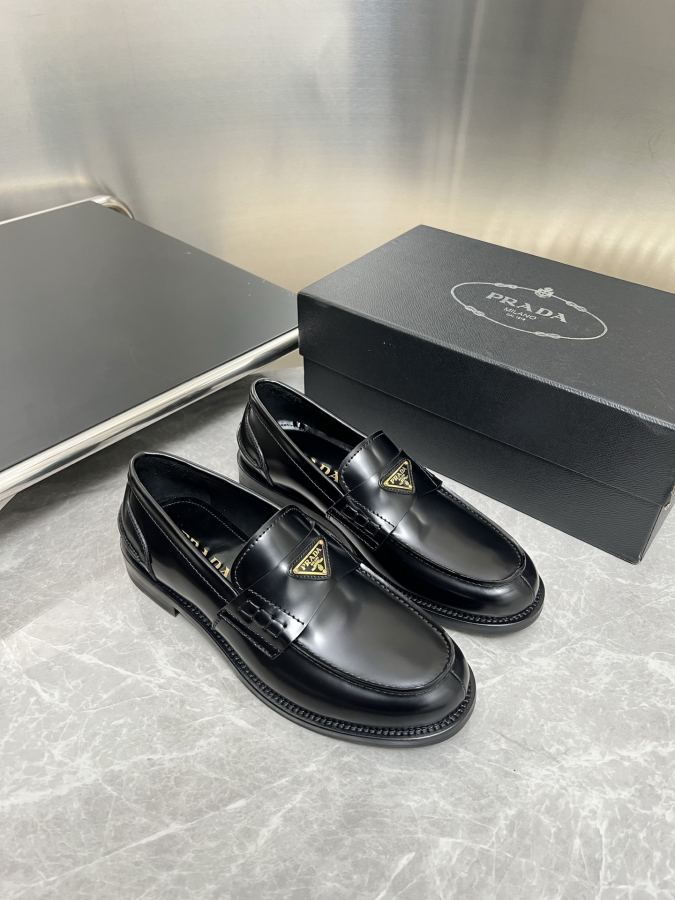 Prada women's shoes Prada Men's 39-44 — Premium Replica
