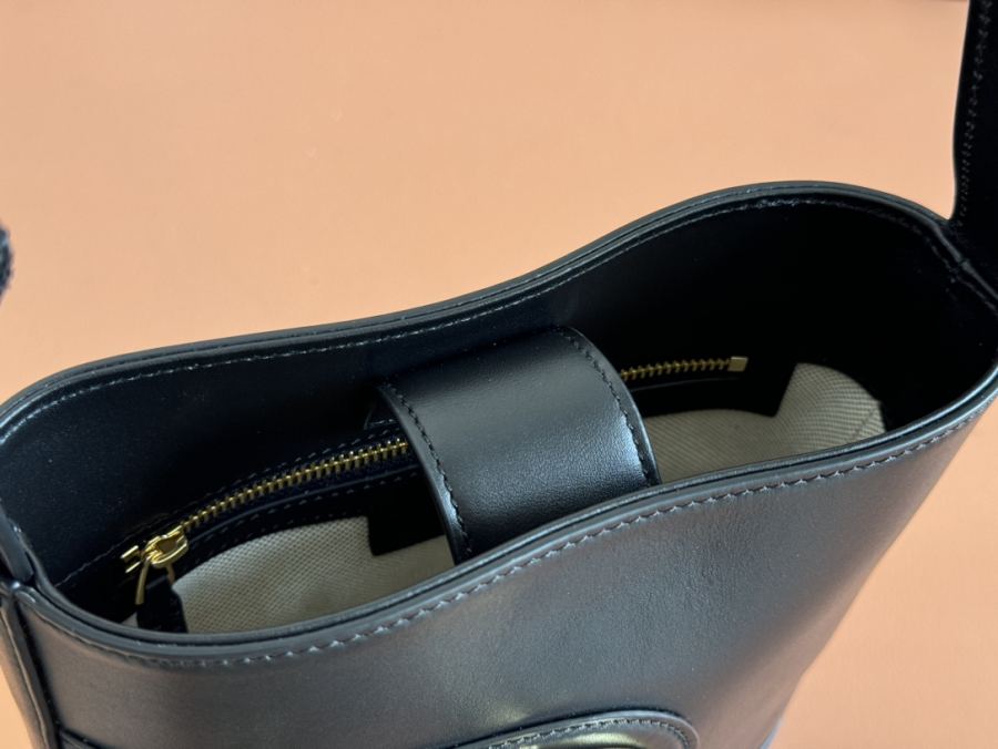 Gucci bag Equipped with a full set of packaging at the counter] Gucci 73 series mini bucket bag — 1:1 Replica — photo 7
