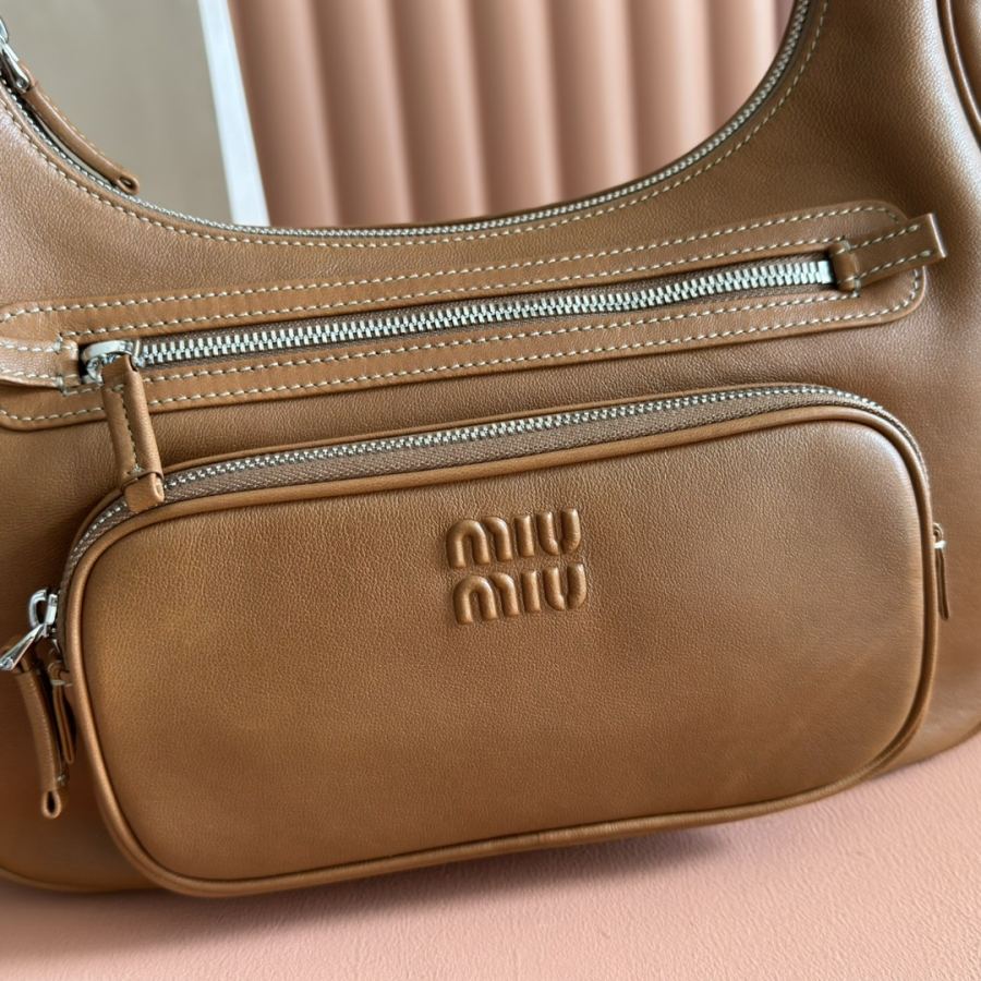 Miu bag Equipped with a full set of packaging at the counter]𝗠𝗶𝘂 𝗣𝗼? — 1:1 Replica — photo 5