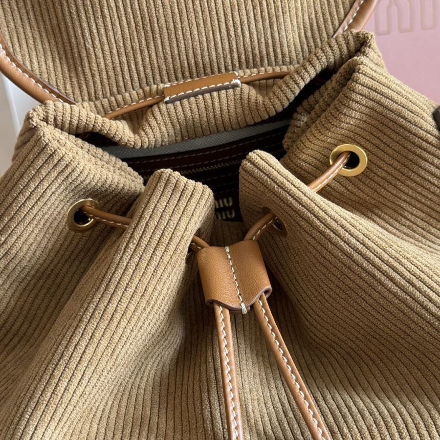 Miu bag A new college-style backpack, canvas and imported calfskin, thick wear-resistant linen — Premium Replica — photo 6