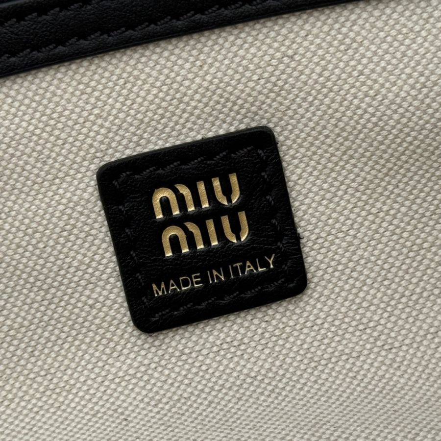 Miu bag Equipped with a full set of packaging at the counter]𝗠𝗶𝘂 𝗣𝗼? — AAA Quality Replica — photo 8
