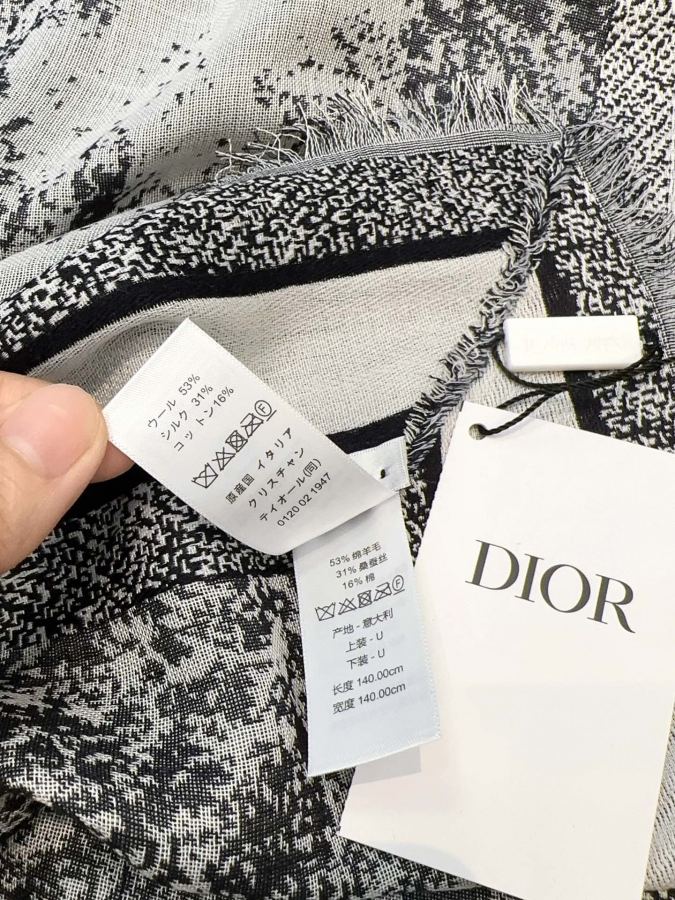 Dior scarf [D Jungle Animal original item 140] cashmere square scarf, 140*140, 42% silk + 42% wool — 1:1 Replica For Sale — photo 4