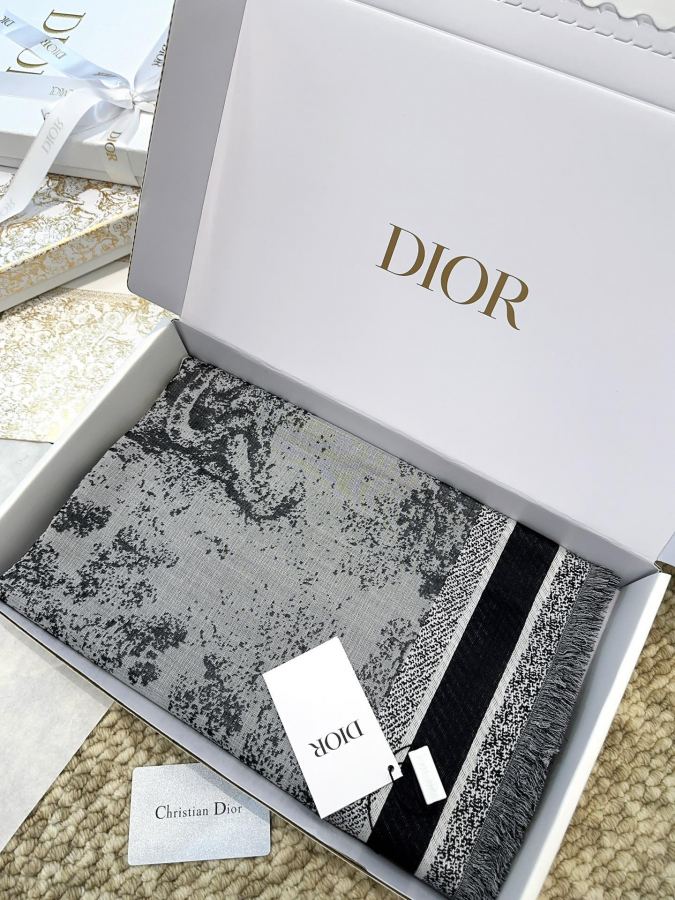 Dior scarf [D Jungle Animal original item 140] cashmere square scarf, 140*140, 42% silk + 42% wool — 1:1 Replica For Sale — photo 3