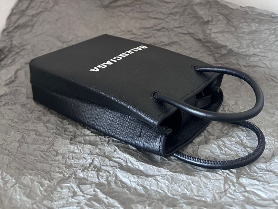 Balenciaga bag 𝘽𝘼𝙇𝙀𝙉𝘾𝙄𝘼𝙂*Mini Tote Bag/Cow Leather Mobile Phone Bag — Premium Replica — photo 4