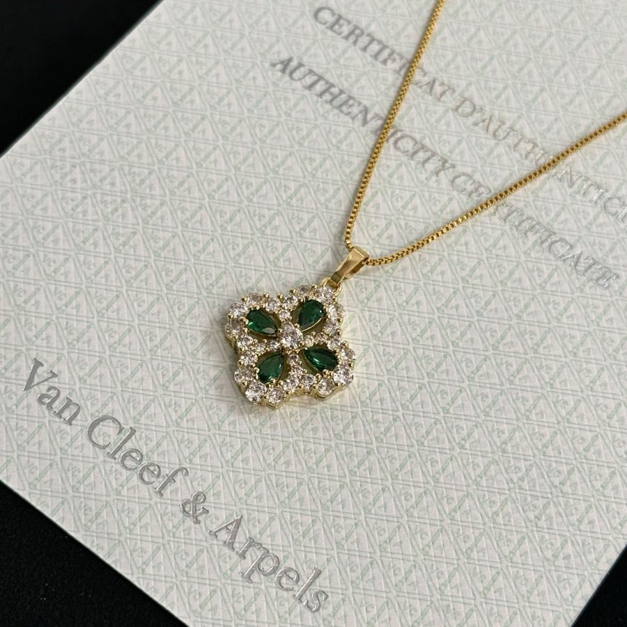 Van Cleef & Arpels Jewelry four-leaf clover necklace, classic style, multi-layered metal carving, — Premium Replica — photo 10