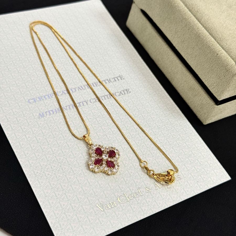 Van Cleef & Arpels Jewelry four-leaf clover necklace, classic style, multi-layered metal carving, — AAA Quality Replica — photo 9