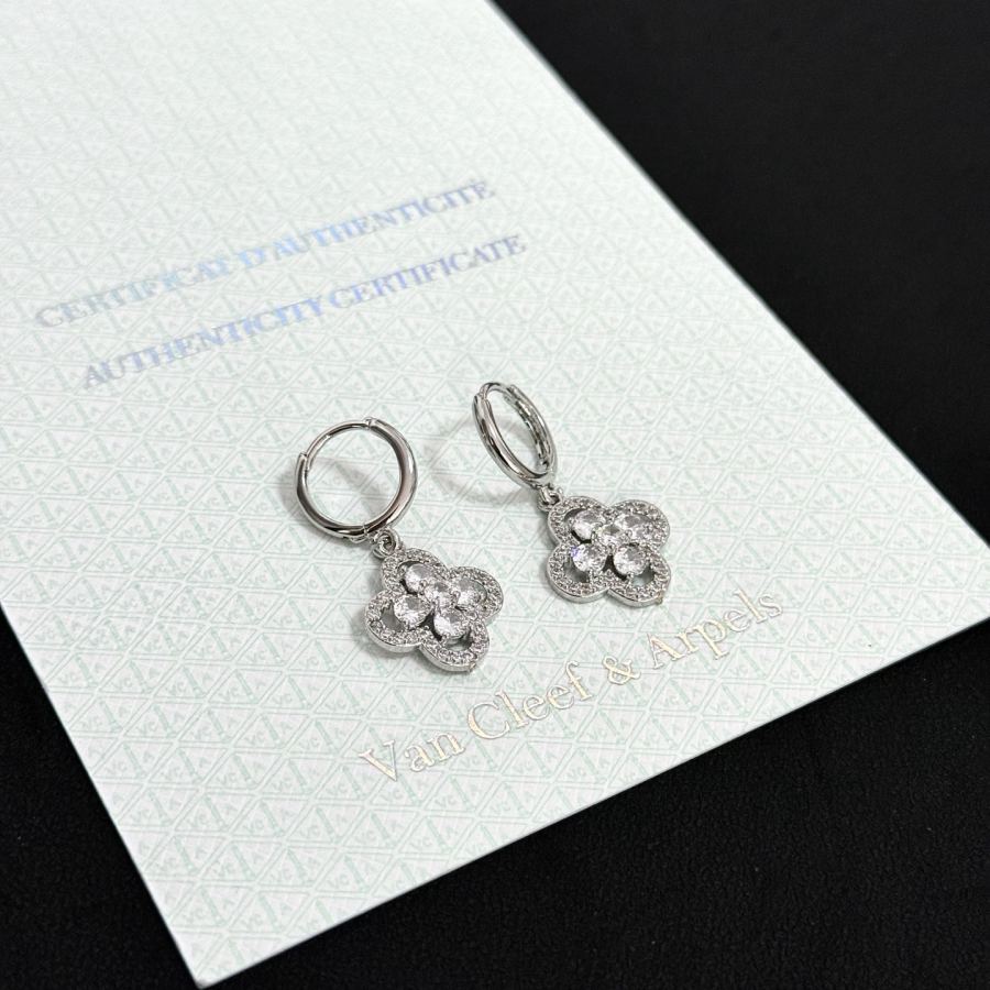 Van Cleef & Arpels Jewelry four-leaf clover earrings, classic, same style as official website, multi-layered — 1:1 Replica For Sale — photo 8