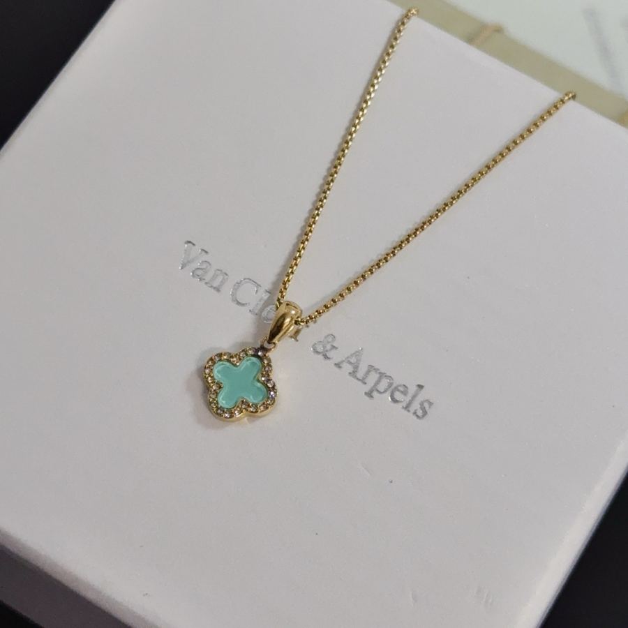 Van Cleef & Arpels Jewelry four-leaf clover necklace, V gold, diamond inlay, multi-layered metal — AAA Quality Replica — photo 6