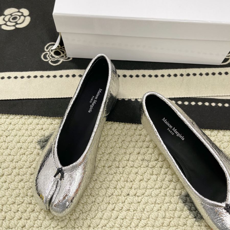 Maison margiela women's shoes Maison Margiela 2024 — 1:1 Replica For Sale — photo 5
