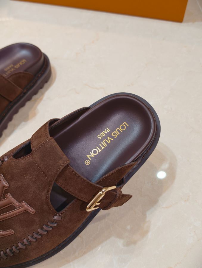 LV women's shoes s Louis Vuitton New 1:1 — photo 12