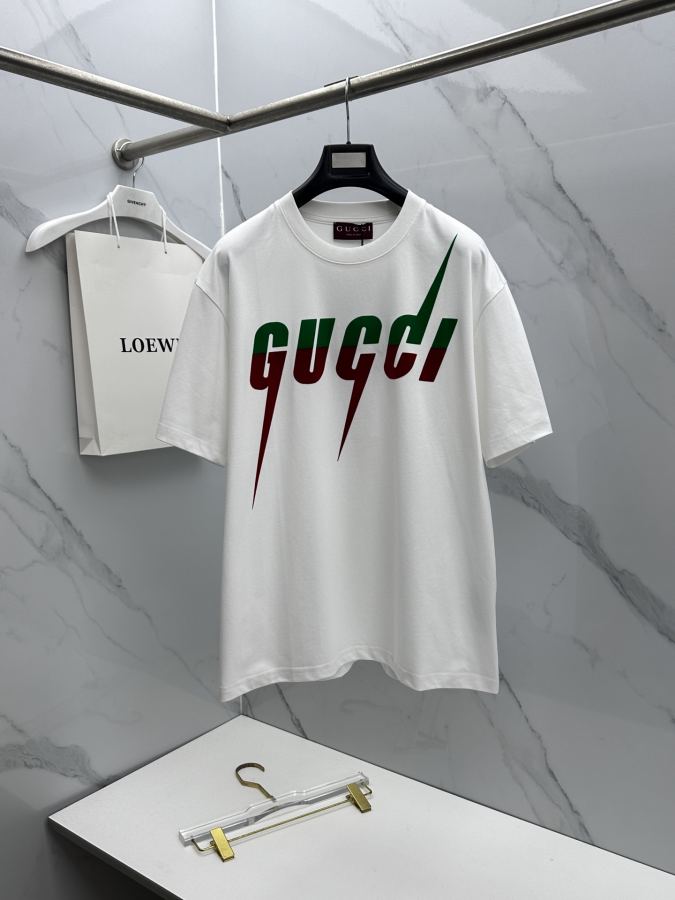 Gucci män Gucci 2026 Ny logotyp A7 — photo 2