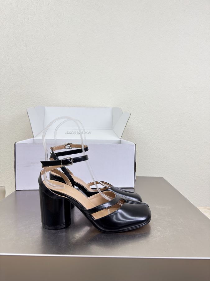 Maison margiela women's shoes Margiela split toe classic round heel 7cm — 1:1 Replica — photo 3