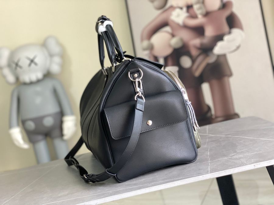 valise M12690 KEEPALL BANDOULIÈRE 50 Keepall BANDOULIÈRE Damier Salt oo 50 x 29 x 23 — 1:1 Replica For Sale — photo 4