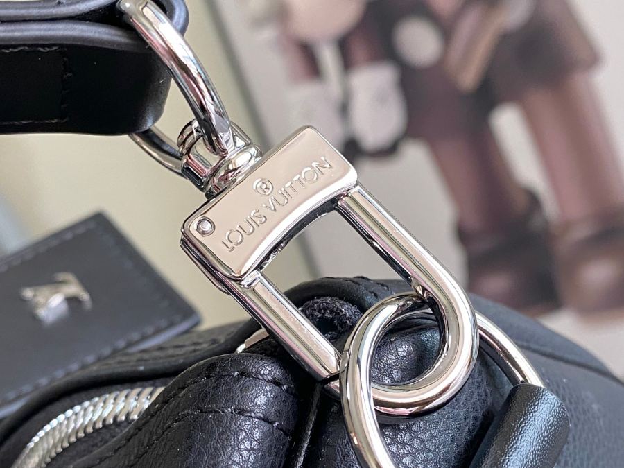 valise M12690 KEEPALL BANDOULIÈRE 50 Keepall BANDOULIÈRE Damier Salt oo 50 x 29 x 23 — 1:1 Replica For Sale — photo 8