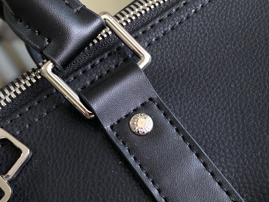 valise M12690 KEEPALL BANDOULIÈRE 50 Keepall BANDOULIÈRE Damier Salt oo 50 x 29 x 23 — 1:1 Replica For Sale — photo 7