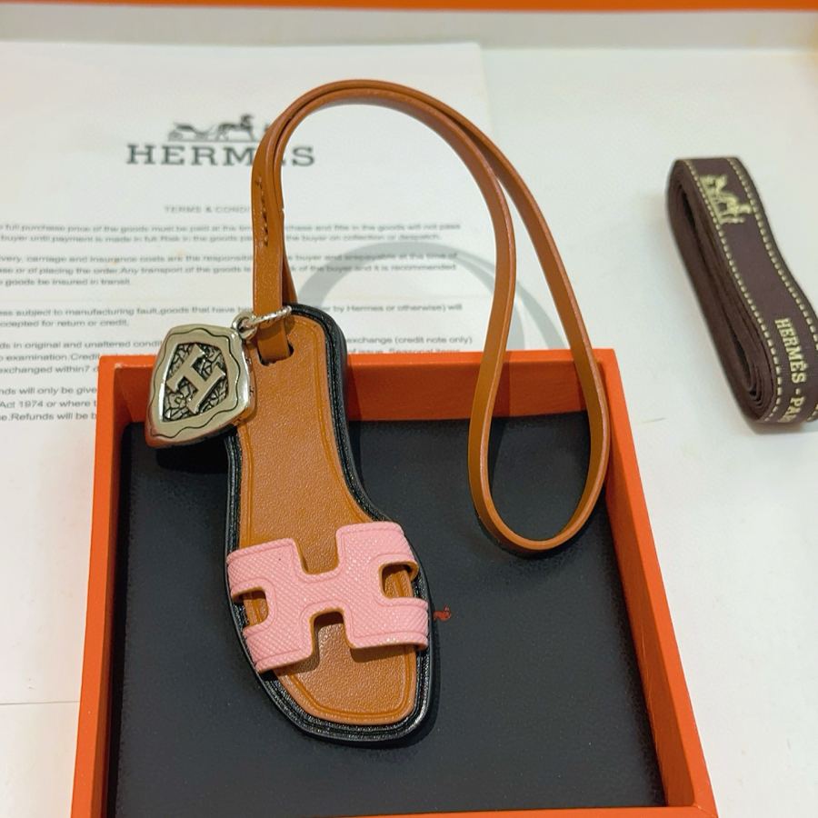 Hermes Jewelry New Hermes Charm Keychain Hermes 1:1 k Keychain — photo 5