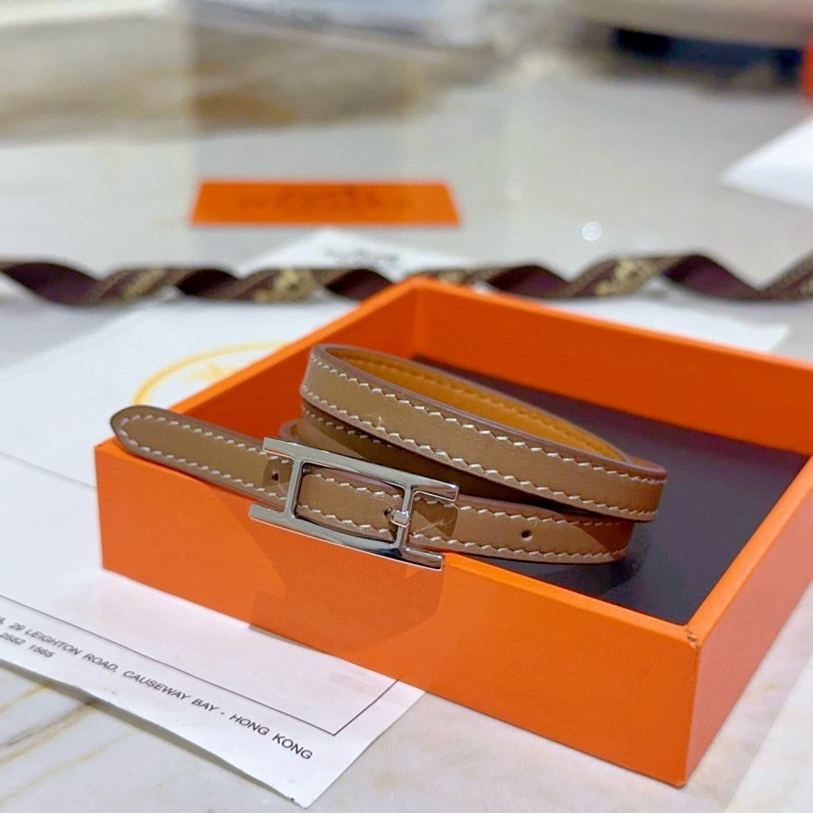 Hermes Gioielli Hermes Nuovo logo Anger Forest Hermes 18k — photo 4