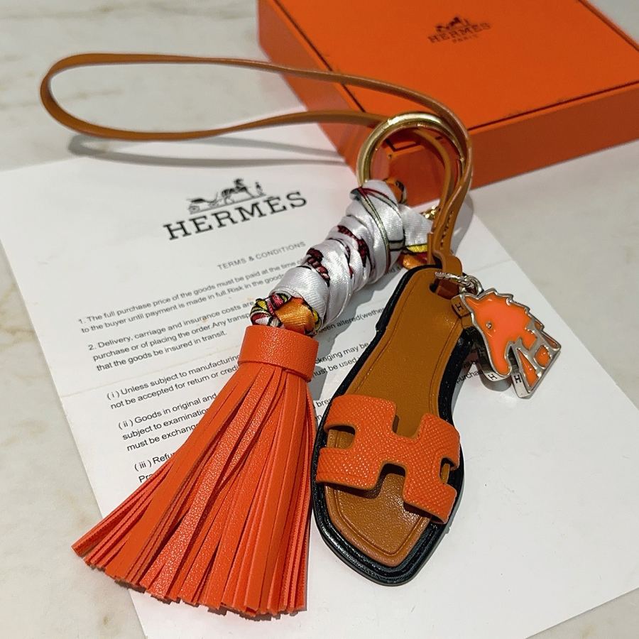 Hermes Jewelry New Hermes Keychain Hermes Charm Keychain Hermes 1:1 k Keychain — photo 3