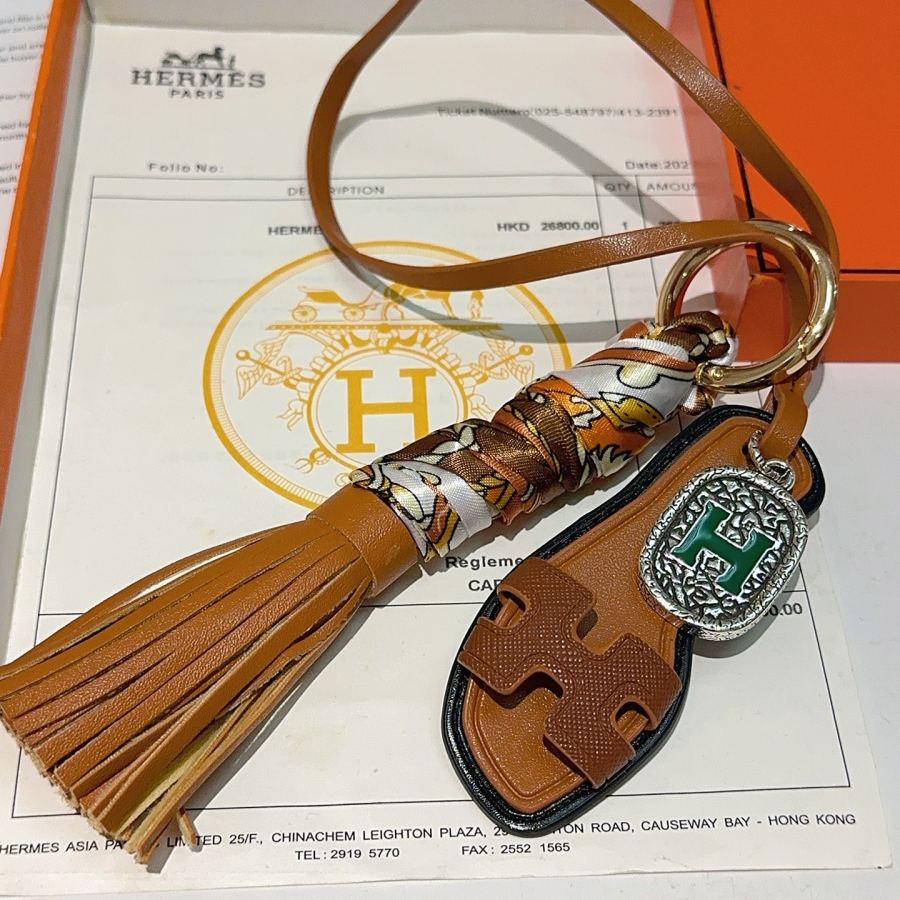 Hermes Jewelry New Hermes Keychain Hermes Charm Keychain Hermes 1:1 k Keychain — photo 3