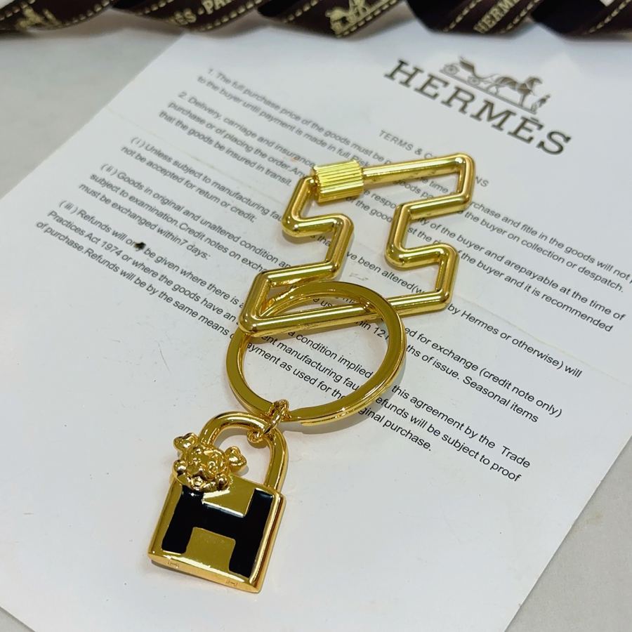 Hermes Jewelry New Hermes Keychain Hermes Charm Keychain Hermes 1:1 k Keychain — photo 2