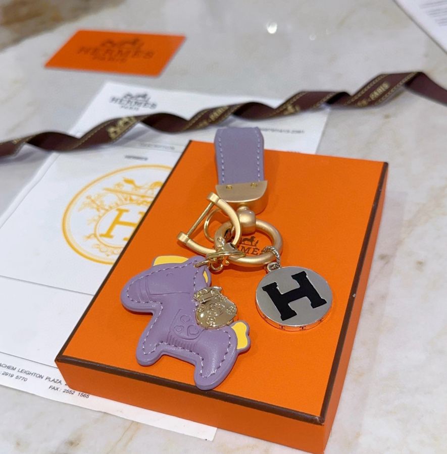 Hermes Jewelry New Hermes Keychain Hermes Charm Keychain Hermes 1:1 k Keychain — photo 2