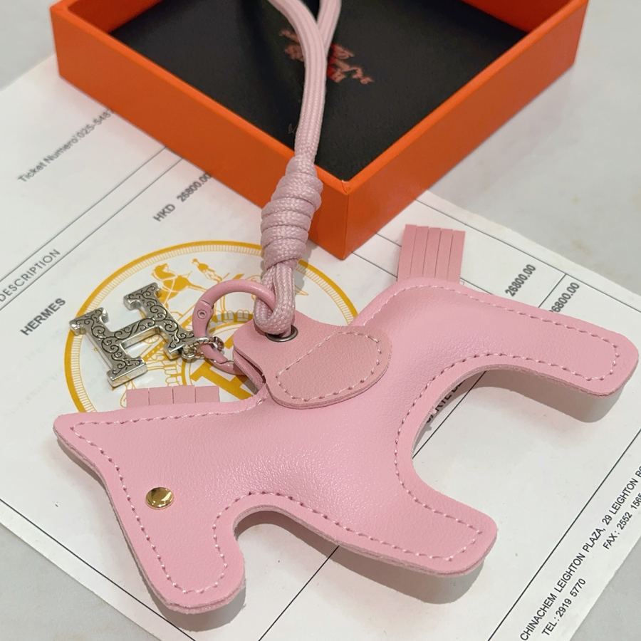 Hermes Jewelry New Hermes Keychain Hermes Charm Keychain Hermes 1:1 k Keychain — photo 3