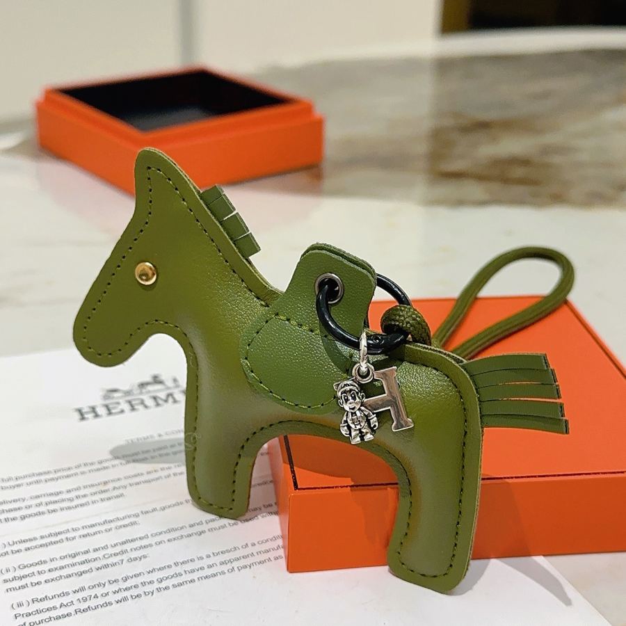 Hermes Jewelry New Hermes Keychain Hermes Charm Keychain Hermes 1:1 k Keychain — photo 5