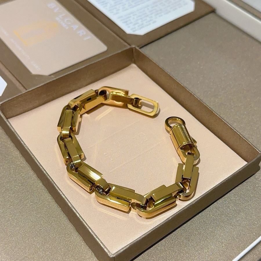 Bvlgari Jewelry Bvlgari V BVLGARI DIVAS‘ DREAM Series V — 1:1 Replica — photo 5