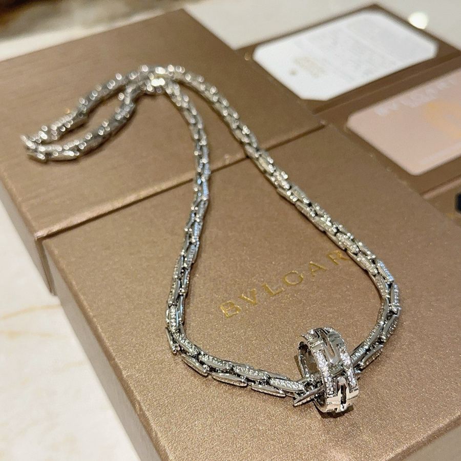 Bvlgari Jewelry Bvlgari V BVLGARI DIVAS‘ DREAM V Bvlgari — Premium Replica — photo 5