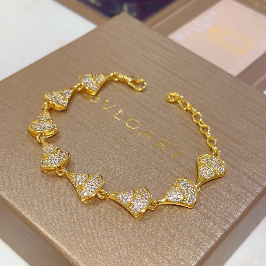 Bvlgari Jewelry Bvlgari V BVLGARI DIVAS‘ DREAM V Bvlgari — 1:1 Replica For Sale