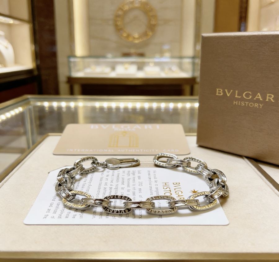 Bvlgari Jewelry Bvlgari V BVLGARI DIVAS‘ DREAM Series V Bvlgari 18 — 1:1 Replica For Sale — photo 2