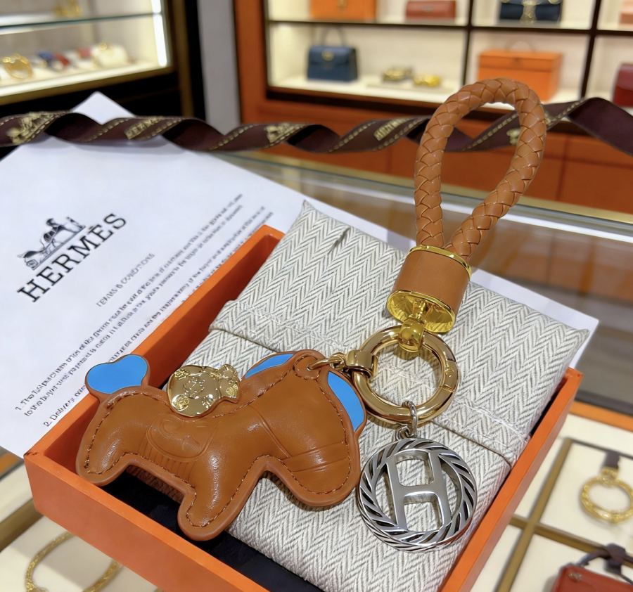 Hermes Jewelry New Hermes Keychain Hermes Charm Keychain Hermes 1:1 k Keychain — photo 2