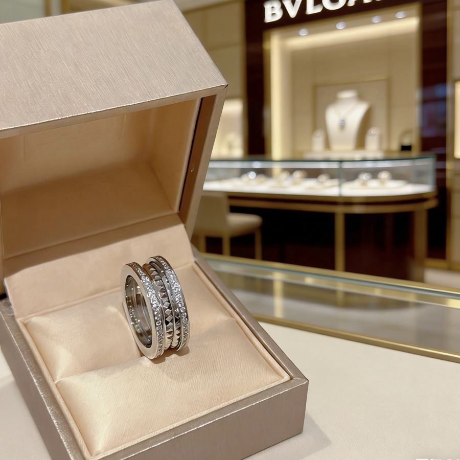 Bvlgari Jewelry Bvlgari V BVLGARI DIVAS‘ DREAM Bvlgari:6789 10 11 — AAA Quality Replica — photo 2