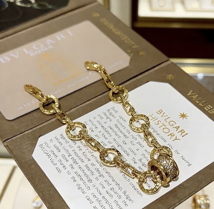 Bvlgari Jewelry Bvlgari V BVLGARI DIVAS‘ DREAM V Bvlgari:18 — 1:1 Replica For Sale — photo 2
