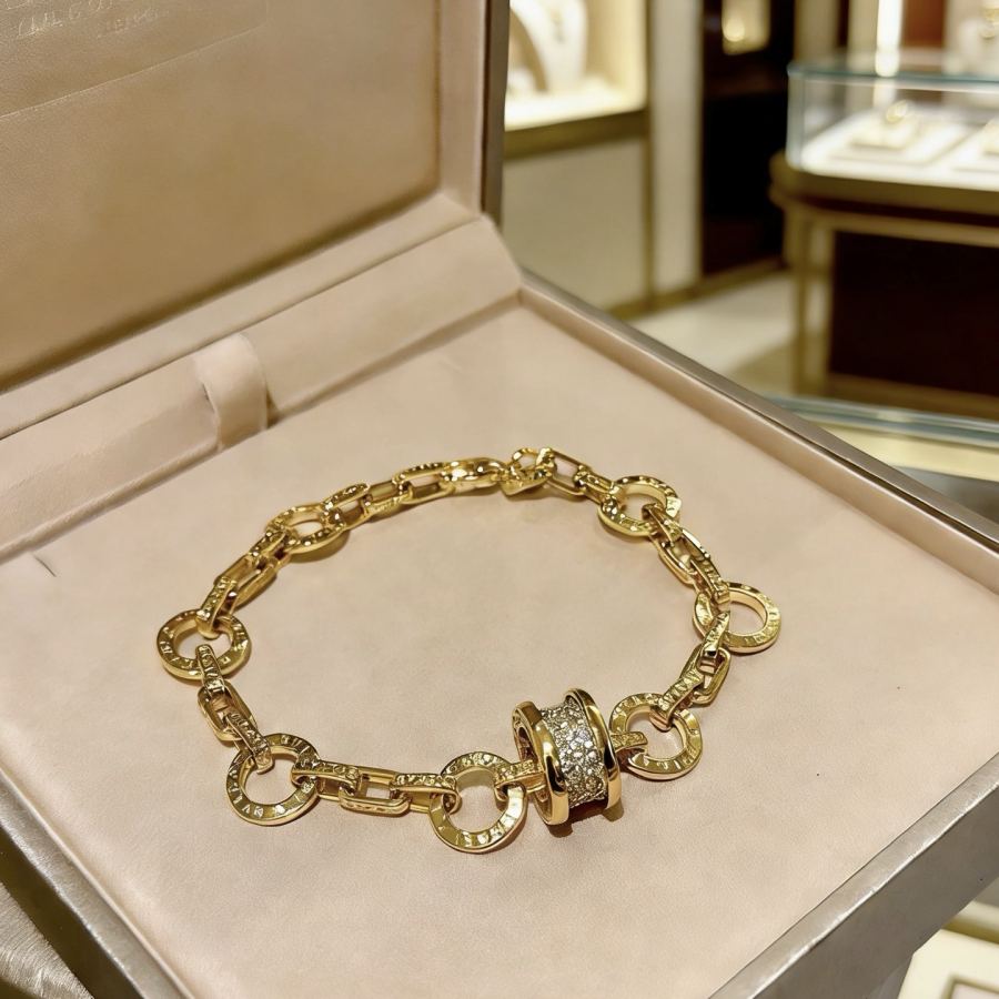 Bvlgari Jewelry Bvlgari V BVLGARI DIVAS‘ DREAM V Bvlgari:18 — 1:1 Replica For Sale — photo 5