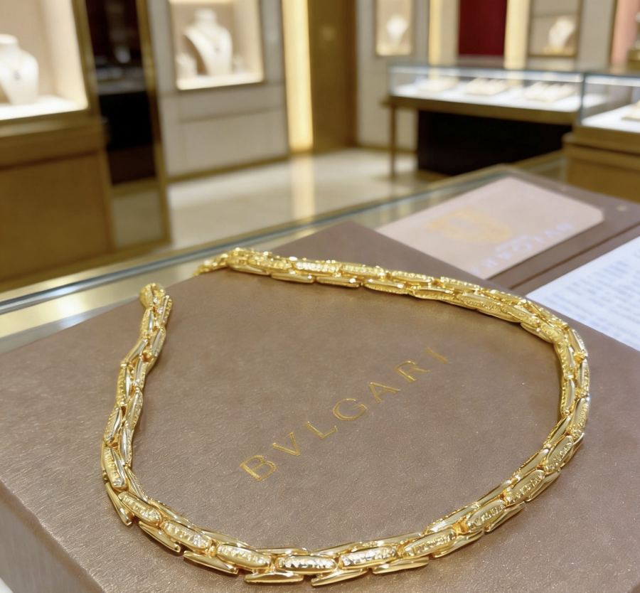 Bvlgari Jewelry Bvlgari V BVLGARI DIVAS‘ DREAM Bvlgari — Premium Replica — photo 2