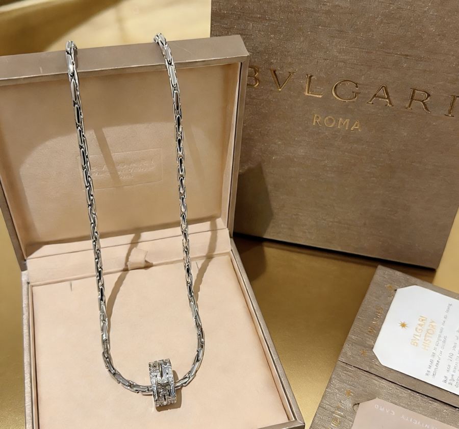 Bvlgari Jewelry Bvlgari V BVLGARI DIVAS‘ DREAM V Bvlgari — Premium Replica — photo 3