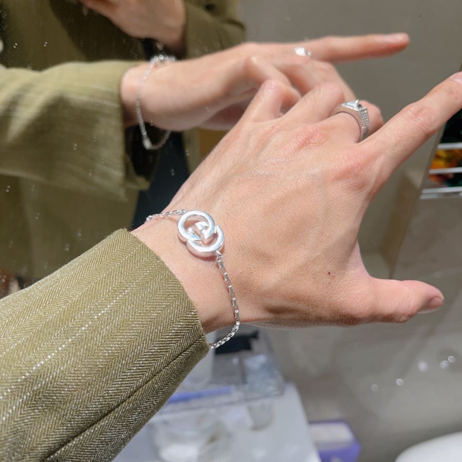 Gucci Jewelry Gucci New G feel logo nice — AAA Quality Replica — photo 3