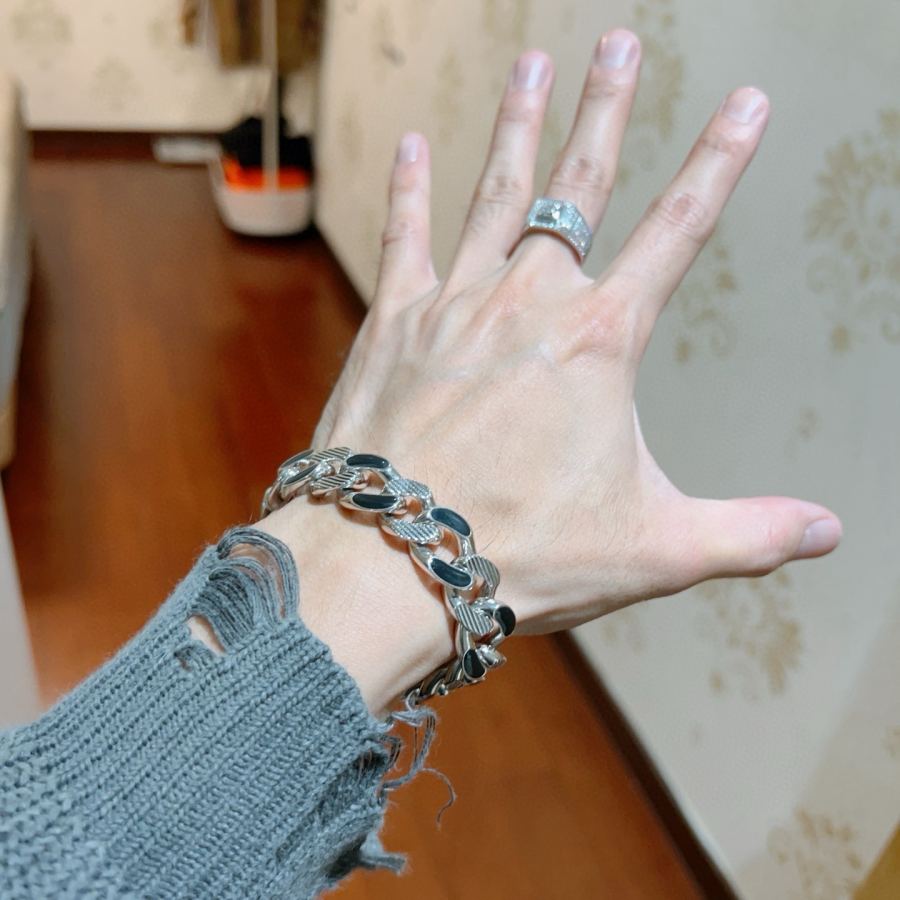 Gucci Jewelry top-tier Gucci New feel logo nice 18 20 22 — 1:1 Replica — photo 3