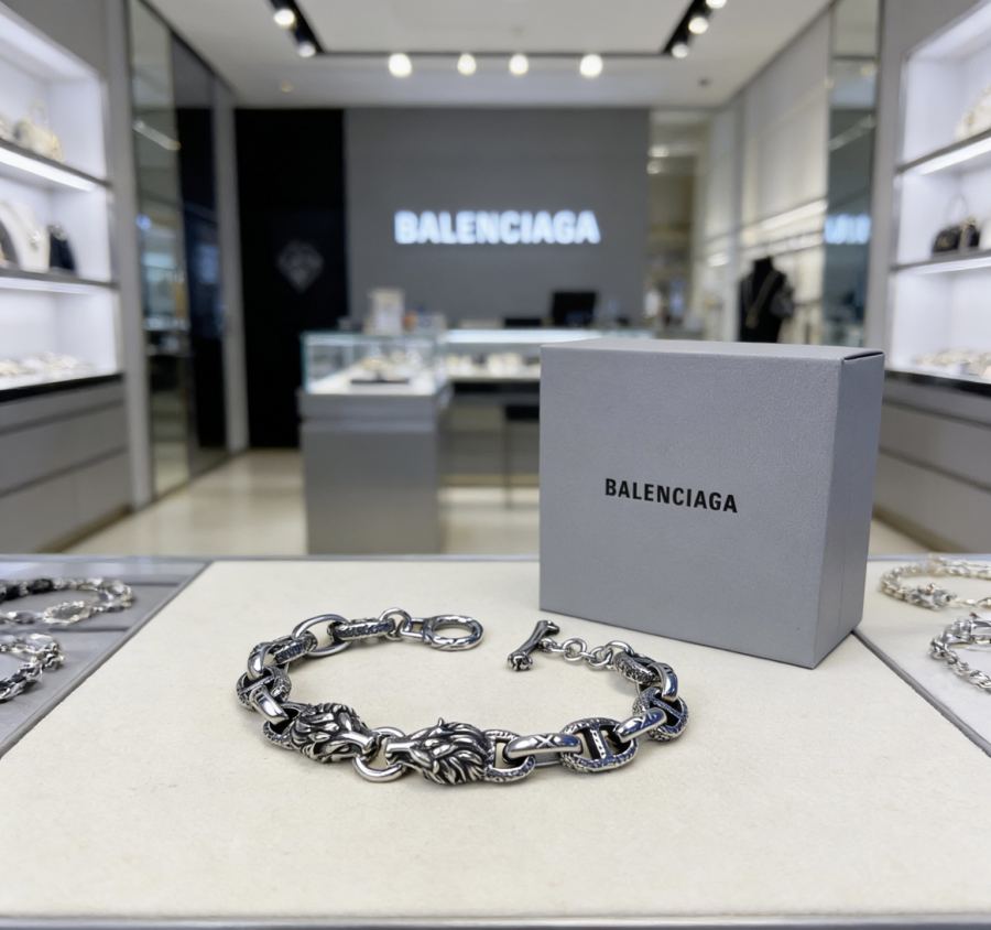 Balenciaga-sieraden. Balenciaga — photo 5