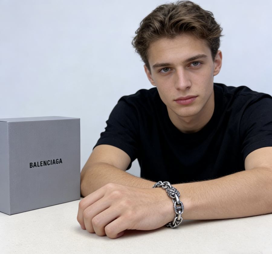Balenciaga-sieraden. Balenciaga — photo 6
