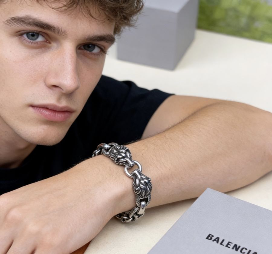 Balenciaga-sieraden. Balenciaga — photo 9