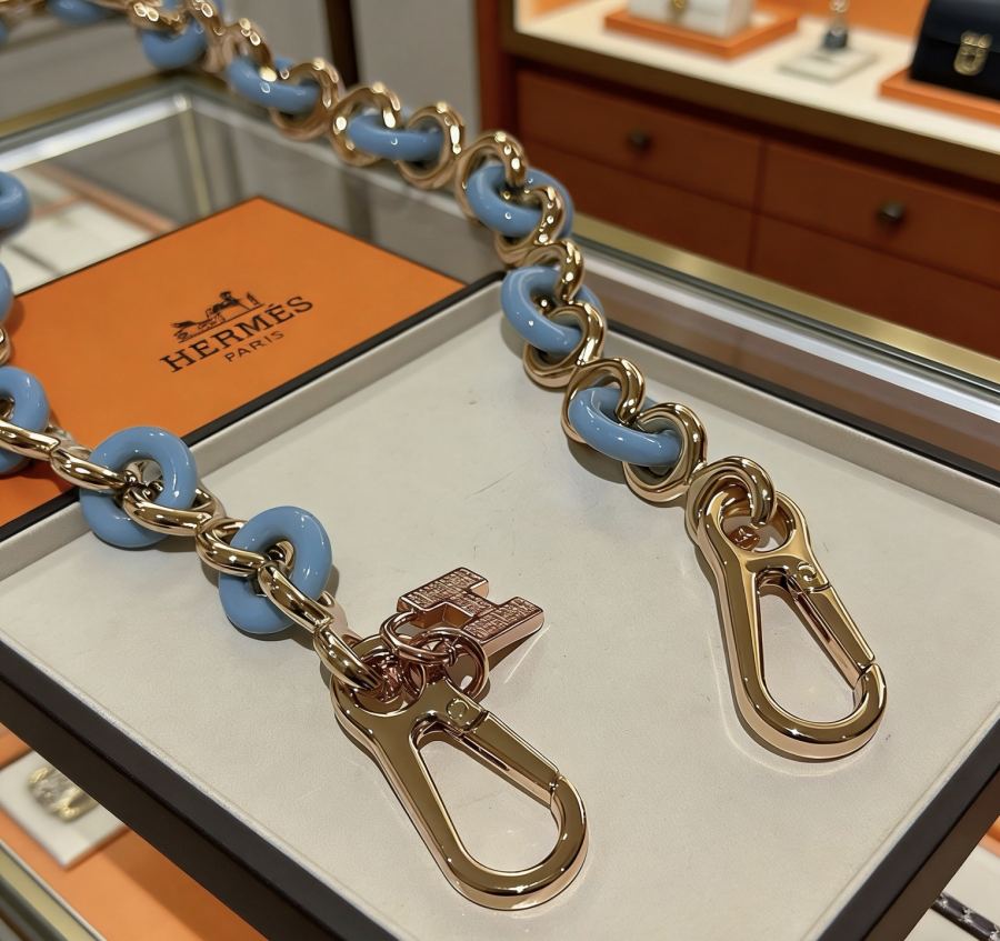 Hermes Jewelry New Hermes Keychain Hermes Charm Keychain Hermes 1:1 k Charm — photo 7