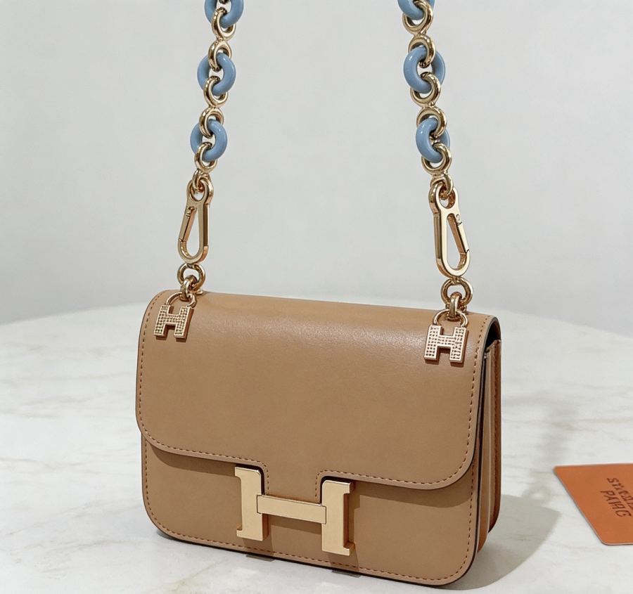 Hermes Jewelry New Hermes Keychain Hermes Charm Keychain Hermes 1:1 k Charm — photo 4