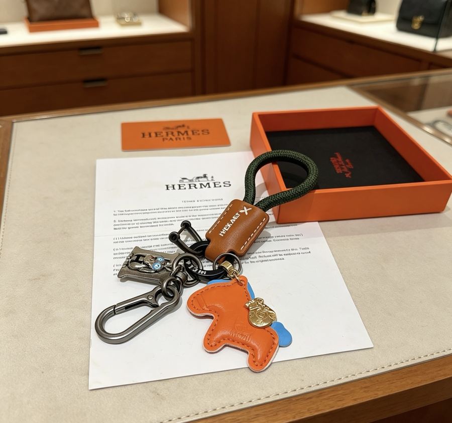 Hermes Jewelry New Hermes Keychain Hermes Charm Keychain Hermes 1:1 k Keychain — photo 2