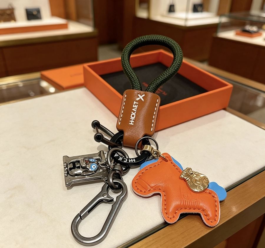 Hermes Jewelry New Hermes Keychain Hermes Charm Keychain Hermes 1:1 k Keychain — photo 3