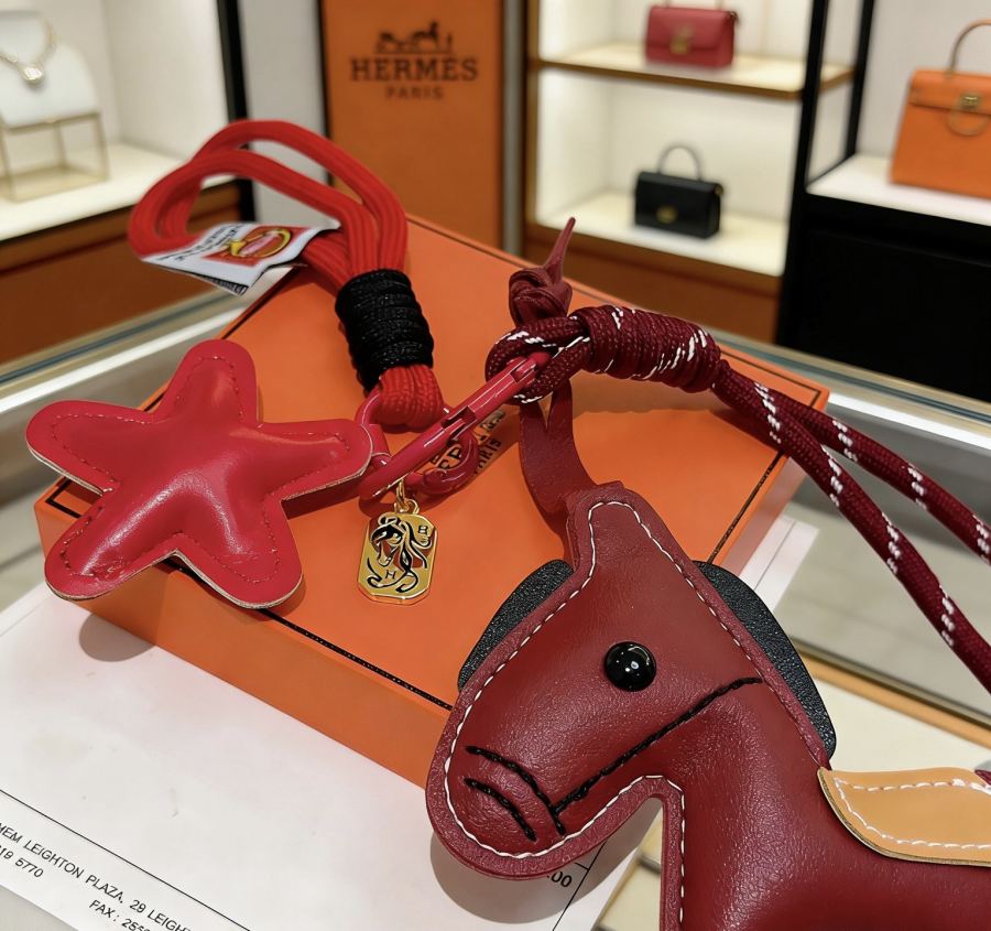 Hermes Jewelry New Hermes Charm Keychain Hermes 1:1 k Keychain — photo 5