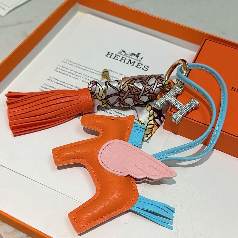 Hermes Jewelry New Hermes Keychain Hermes Charm Keychain Hermes 1:1 k Keychain — photo 7