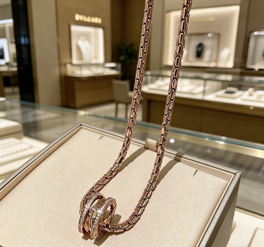 Bvlgari Jewelry Bvlgari V BVLGARI DIVAS‘ DREAM 18 K Bvlgari 60 — AAA Quality Replica — photo 4