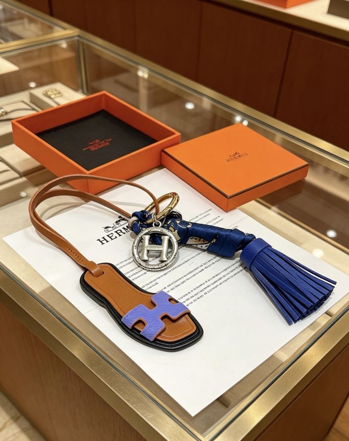 Hermes Jewelry New Hermes Keychain Hermes Charm Keychain Hermes 1:1 k Keychain
